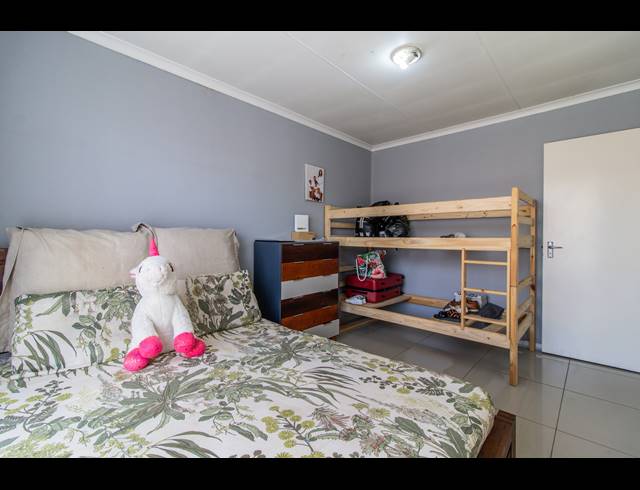 2 BEDROOM TOWNHOUSE FOR SALE IN ALAN MANOR